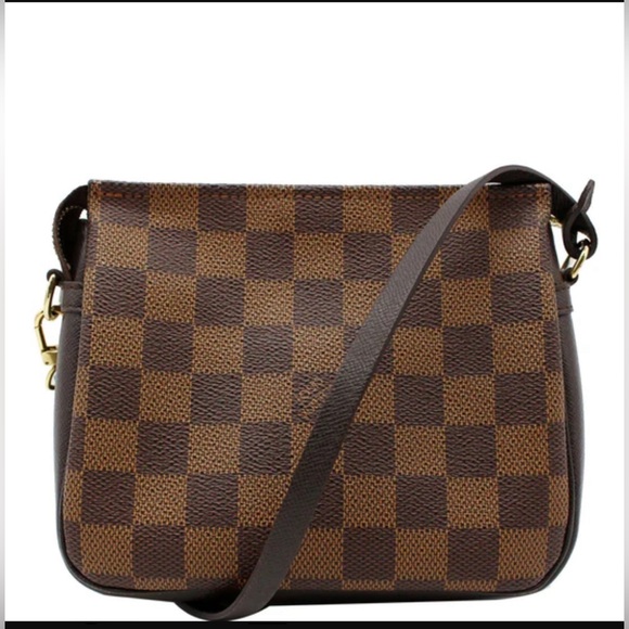 ๐โค๏ธ 8 HOUR SALE โค๏ธ๐ Louis Vuitton Damier Ebene Trousse Make Up Pochette Bag - Picture 3 of 11